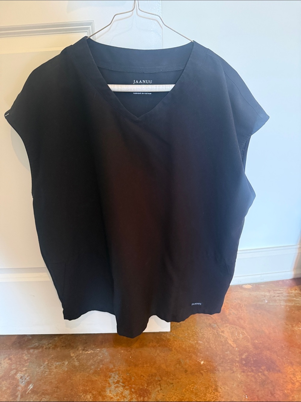 Jaanuu scrubs Black V-Neck Professional Top